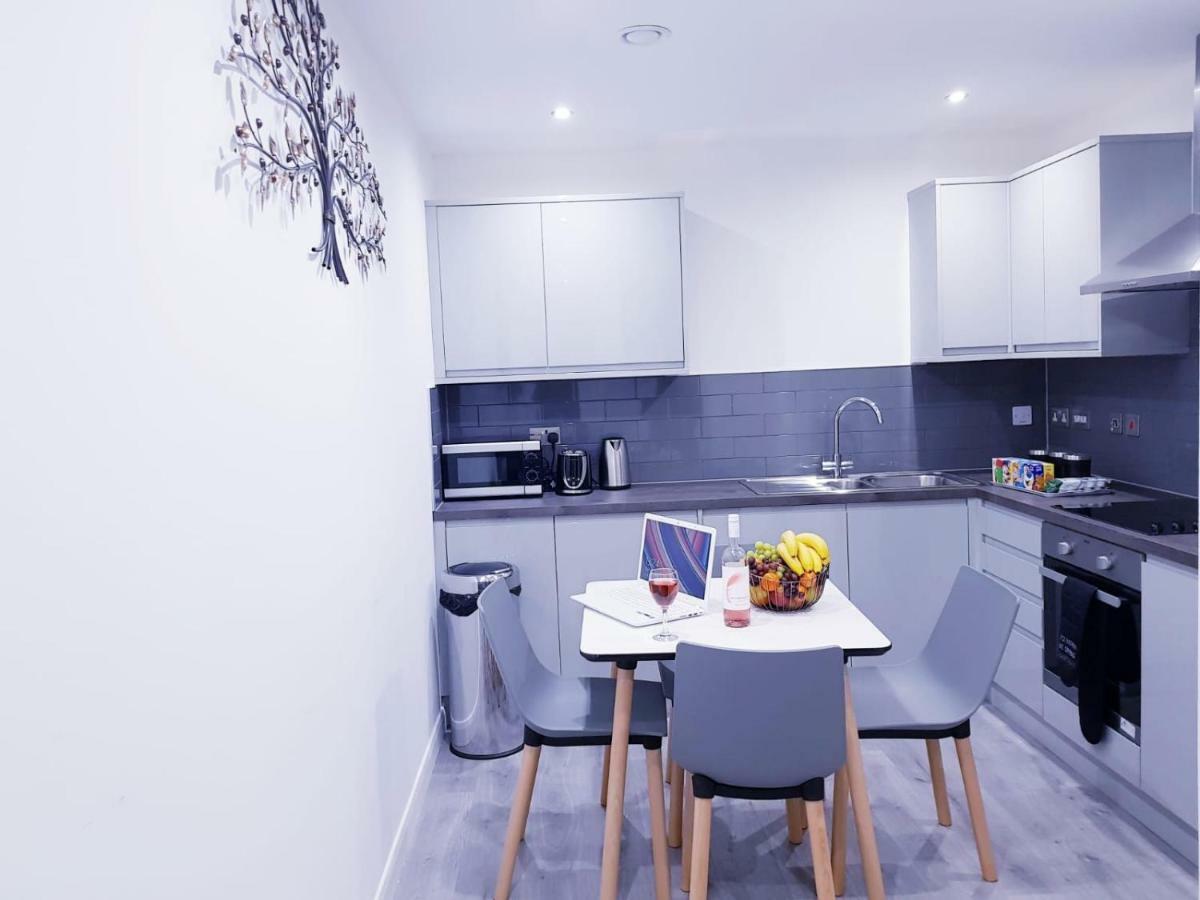 Z Home Apartments Leicester Exterior photo